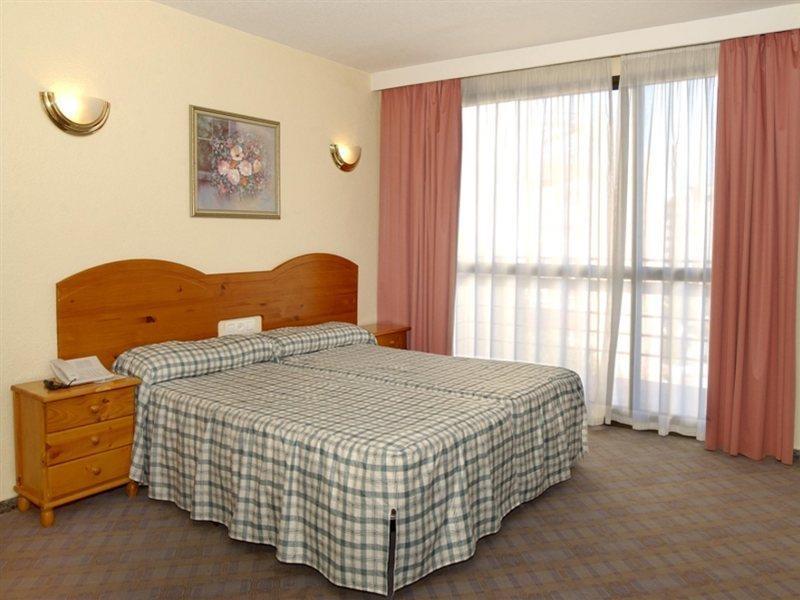 Kross Medina Azahara Torremolinos Extérieur photo