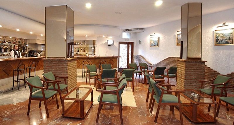 Kross Medina Azahara Torremolinos Restaurant photo