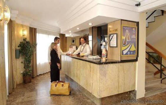 Kross Medina Azahara Torremolinos Extérieur photo